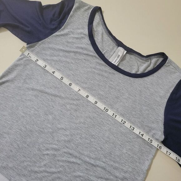 Brenda's Long Sleeve Colorblock Tunic Top - Picture 3 of 9